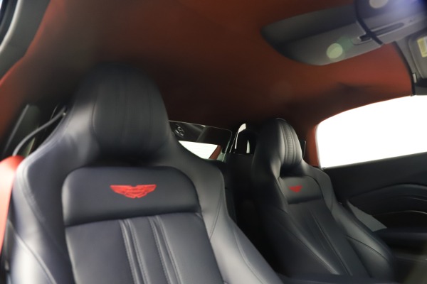 Used 2021 Aston Martin Vantage Roadster for sale $139,900 at Rolls-Royce Motor Cars Greenwich in Greenwich CT 06830 25