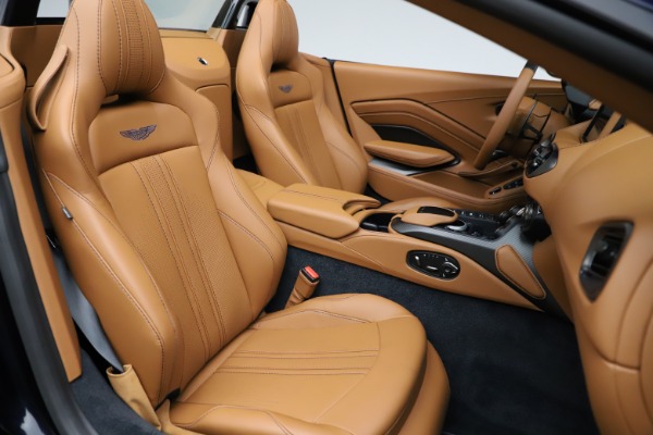 New 2021 Aston Martin Vantage Roadster for sale Sold at Rolls-Royce Motor Cars Greenwich in Greenwich CT 06830 21