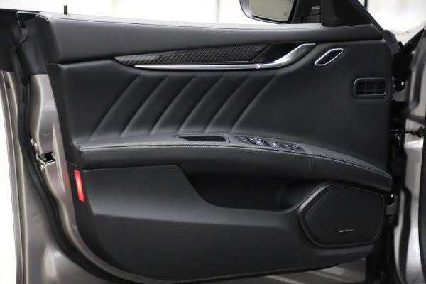 New 2021 Maserati Ghibli S Q4 GranSport for sale Sold at Rolls-Royce Motor Cars Greenwich in Greenwich CT 06830 17