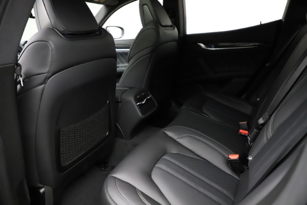 New 2021 Maserati Ghibli S Q4 GranSport for sale Sold at Rolls-Royce Motor Cars Greenwich in Greenwich CT 06830 18