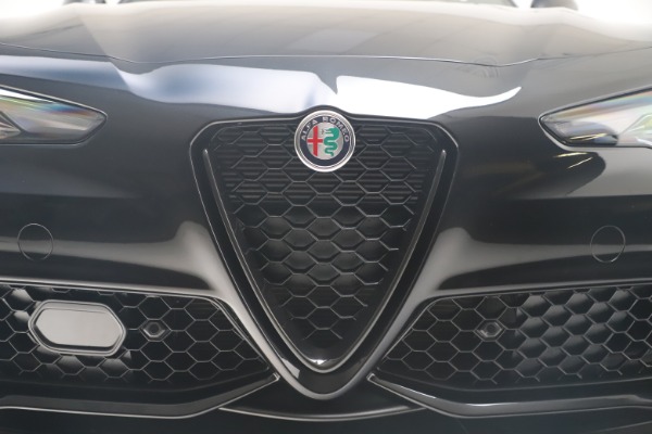 New 2021 Alfa Romeo Giulia Ti Sport Q4 for sale Sold at Rolls-Royce Motor Cars Greenwich in Greenwich CT 06830 13