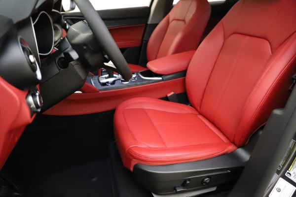 New 2021 Alfa Romeo Stelvio Q4 for sale $48,050 at Rolls-Royce Motor Cars Greenwich in Greenwich CT 06830 15