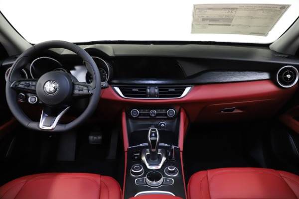 New 2021 Alfa Romeo Stelvio Q4 for sale $48,050 at Rolls-Royce Motor Cars Greenwich in Greenwich CT 06830 16