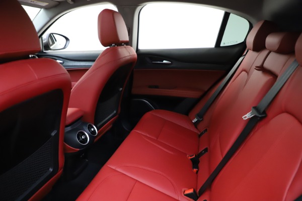 New 2021 Alfa Romeo Stelvio Q4 for sale $48,050 at Rolls-Royce Motor Cars Greenwich in Greenwich CT 06830 19