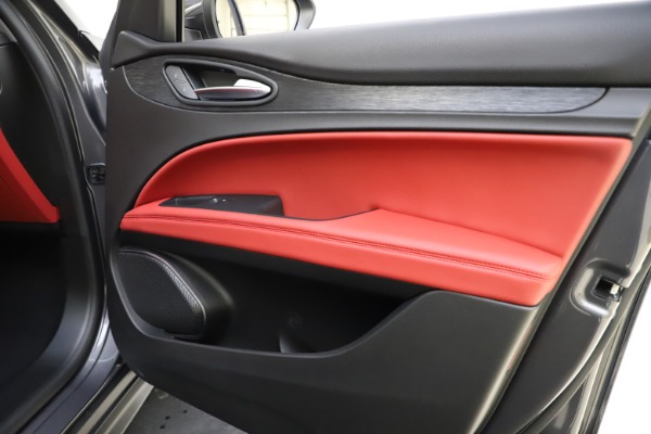 New 2021 Alfa Romeo Stelvio Q4 for sale $48,050 at Rolls-Royce Motor Cars Greenwich in Greenwich CT 06830 25