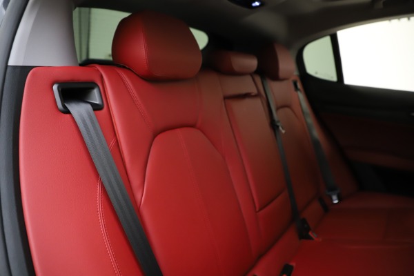 New 2021 Alfa Romeo Stelvio Q4 for sale $48,050 at Rolls-Royce Motor Cars Greenwich in Greenwich CT 06830 26