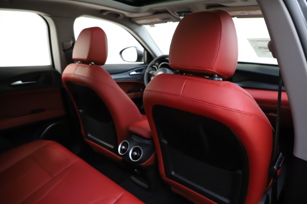New 2021 Alfa Romeo Stelvio Q4 for sale $48,050 at Rolls-Royce Motor Cars Greenwich in Greenwich CT 06830 28