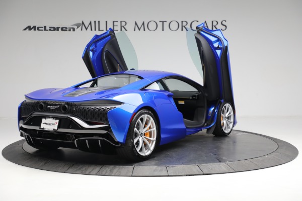 New 2023 McLaren Artura for sale Sold at Rolls-Royce Motor Cars Greenwich in Greenwich CT 06830 17