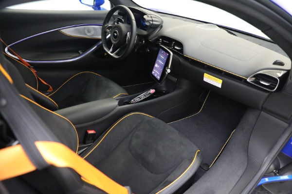 New 2023 McLaren Artura for sale $277,250 at Rolls-Royce Motor Cars Greenwich in Greenwich CT 06830 23