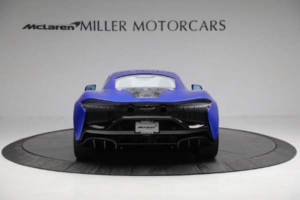 New 2023 McLaren Artura for sale $277,250 at Rolls-Royce Motor Cars Greenwich in Greenwich CT 06830 5