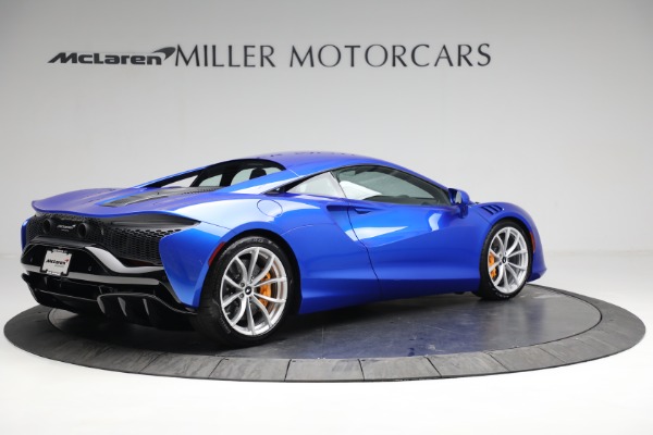 New 2023 McLaren Artura for sale Sold at Rolls-Royce Motor Cars Greenwich in Greenwich CT 06830 7