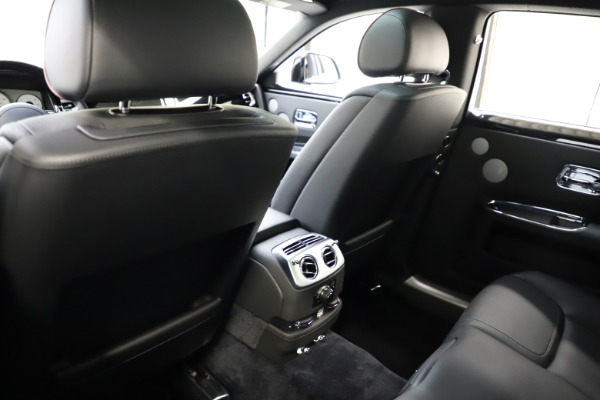 Used 2016 Rolls-Royce Ghost for sale Sold at Rolls-Royce Motor Cars Greenwich in Greenwich CT 06830 16