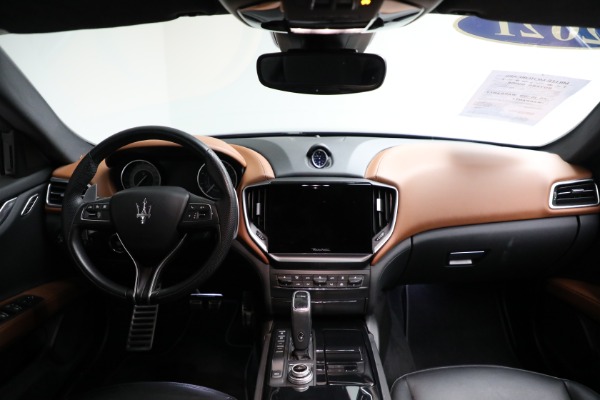 Used 2021 Maserati Ghibli S Q4 for sale Sold at Rolls-Royce Motor Cars Greenwich in Greenwich CT 06830 21