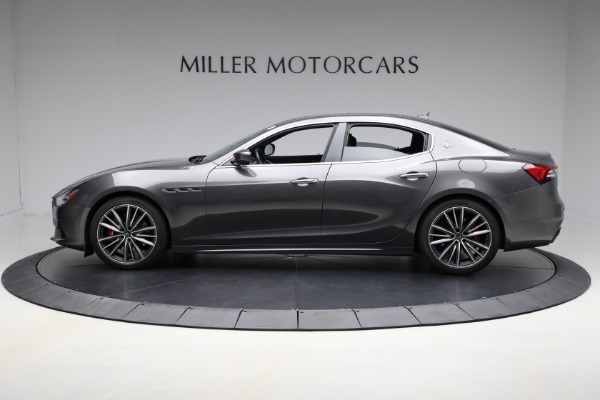 Used 2021 Maserati Ghibli S Q4 for sale Sold at Rolls-Royce Motor Cars Greenwich in Greenwich CT 06830 3