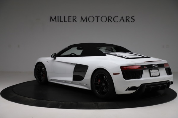 Used 2018 Audi R8 Spyder for sale Sold at Rolls-Royce Motor Cars Greenwich in Greenwich CT 06830 18