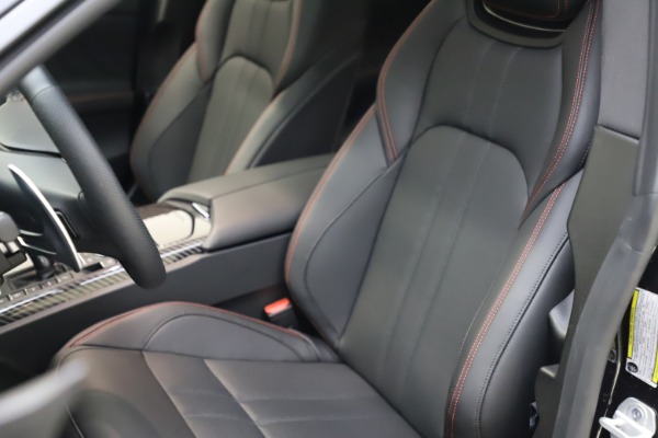 New 2021 Maserati Ghibli S Q4 GranSport for sale Sold at Rolls-Royce Motor Cars Greenwich in Greenwich CT 06830 16