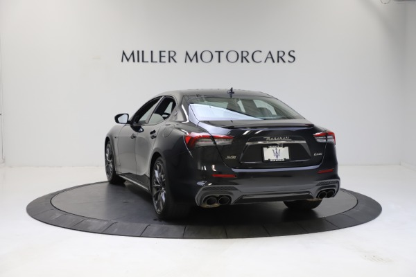 New 2021 Maserati Ghibli S Q4 GranSport for sale Sold at Rolls-Royce Motor Cars Greenwich in Greenwich CT 06830 6