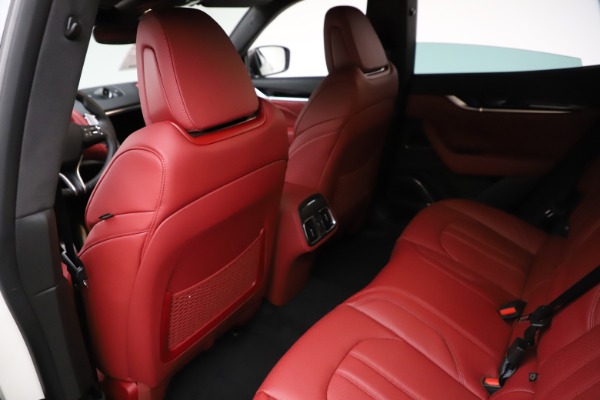 New 2021 Maserati Levante Q4 GranSport for sale Call for price at Rolls-Royce Motor Cars Greenwich in Greenwich CT 06830 19