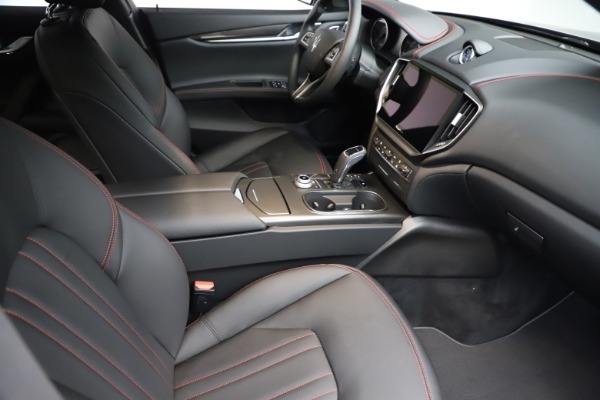 New 2021 Maserati Ghibli S Q4 for sale Sold at Rolls-Royce Motor Cars Greenwich in Greenwich CT 06830 20