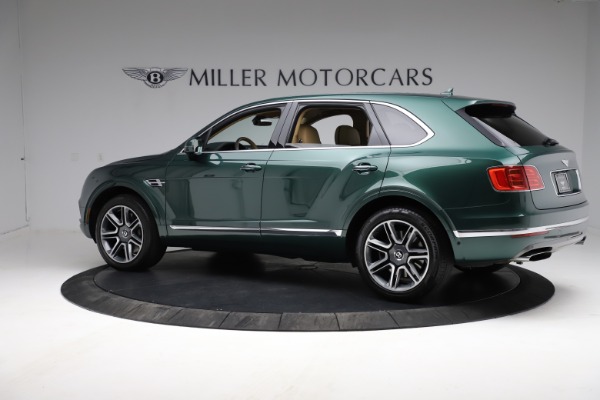 Used 2018 Bentley Bentayga W12 Signature Edition for sale Sold at Rolls-Royce Motor Cars Greenwich in Greenwich CT 06830 4