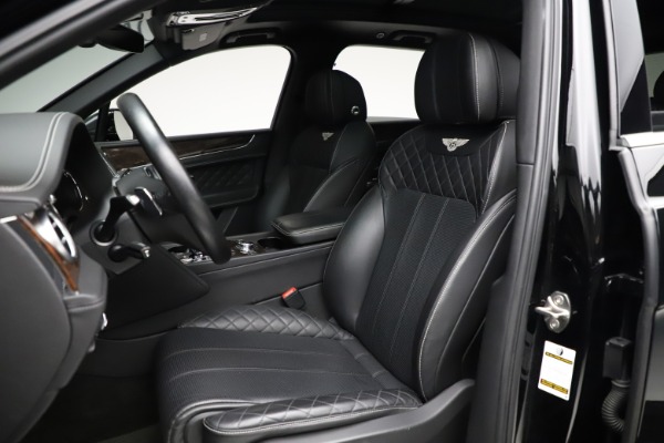 Used 2018 Bentley Bentayga W12 Signature for sale Sold at Rolls-Royce Motor Cars Greenwich in Greenwich CT 06830 20