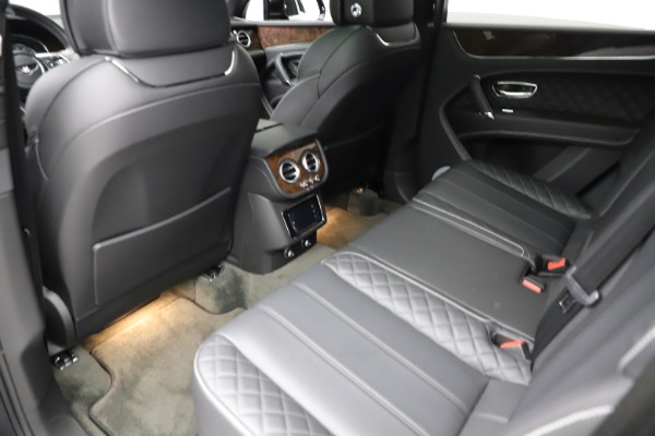 Used 2018 Bentley Bentayga W12 Signature for sale Sold at Rolls-Royce Motor Cars Greenwich in Greenwich CT 06830 22