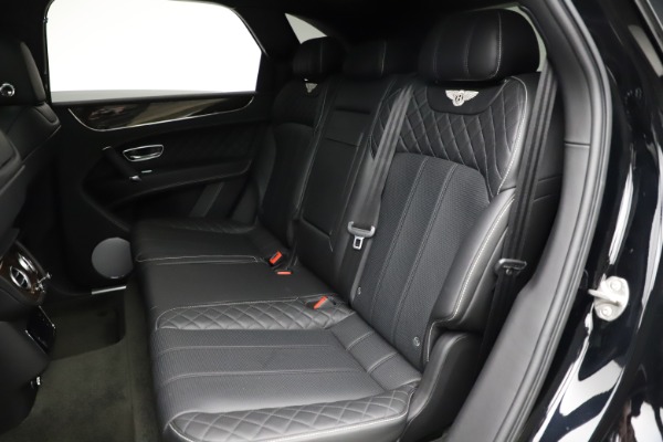 Used 2018 Bentley Bentayga W12 Signature for sale Sold at Rolls-Royce Motor Cars Greenwich in Greenwich CT 06830 24