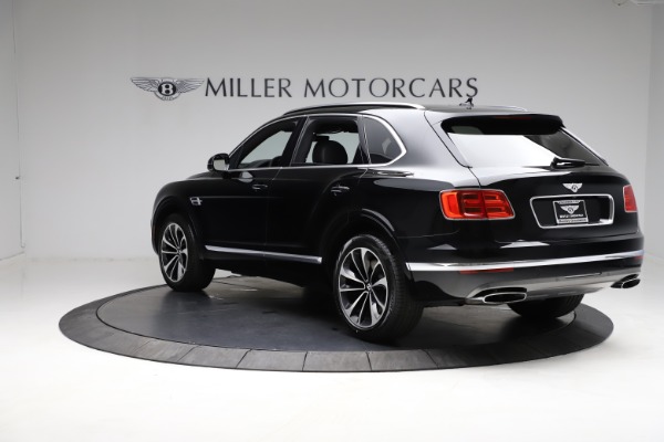 Used 2018 Bentley Bentayga W12 Signature for sale Sold at Rolls-Royce Motor Cars Greenwich in Greenwich CT 06830 6