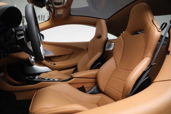 Used 2021 McLaren GT Luxe for sale Sold at Rolls-Royce Motor Cars Greenwich in Greenwich CT 06830 21