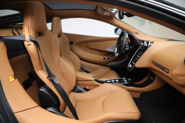 Used 2021 McLaren GT Luxe for sale Sold at Rolls-Royce Motor Cars Greenwich in Greenwich CT 06830 26