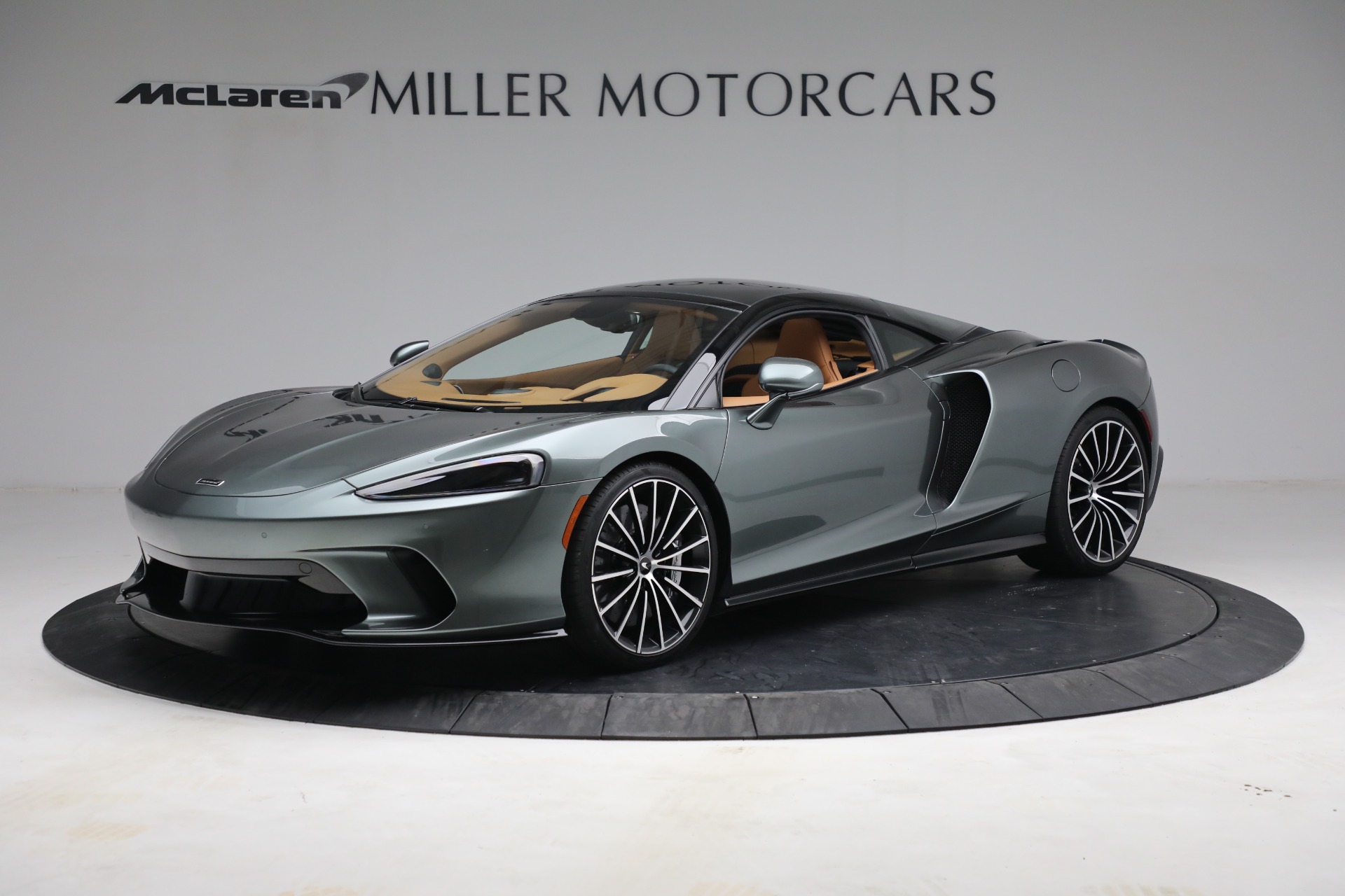 Used 2021 McLaren GT Luxe for sale Sold at Rolls-Royce Motor Cars Greenwich in Greenwich CT 06830 1