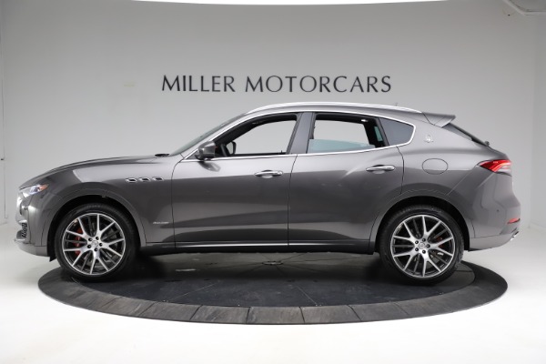 New 2021 Maserati Levante S Q4 GranLusso for sale Sold at Rolls-Royce Motor Cars Greenwich in Greenwich CT 06830 3