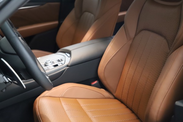 New 2021 Maserati Levante S Q4 GranSport for sale Sold at Rolls-Royce Motor Cars Greenwich in Greenwich CT 06830 15