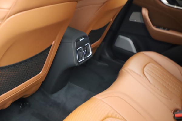 New 2021 Maserati Levante S Q4 GranSport for sale Sold at Rolls-Royce Motor Cars Greenwich in Greenwich CT 06830 20
