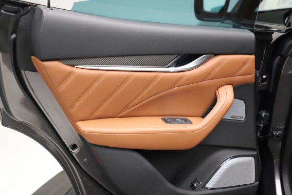 New 2021 Maserati Levante S Q4 GranSport for sale Sold at Rolls-Royce Motor Cars Greenwich in Greenwich CT 06830 22