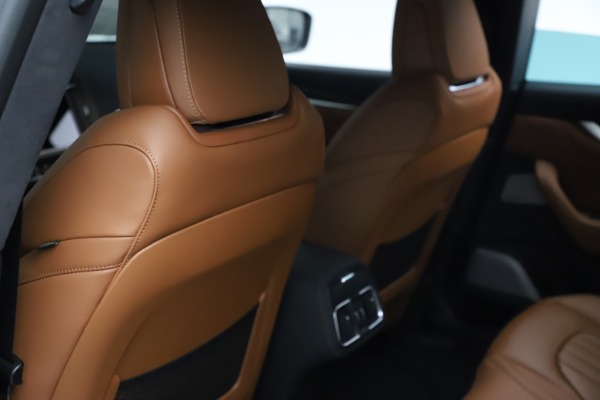 New 2021 Maserati Levante S Q4 GranSport for sale Sold at Rolls-Royce Motor Cars Greenwich in Greenwich CT 06830 23