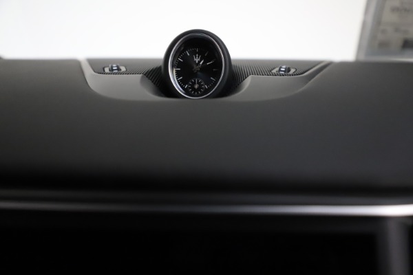 New 2021 Maserati Levante S Q4 GranSport for sale Sold at Rolls-Royce Motor Cars Greenwich in Greenwich CT 06830 28
