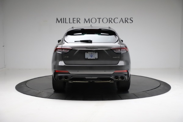 New 2021 Maserati Levante S Q4 GranSport for sale Sold at Rolls-Royce Motor Cars Greenwich in Greenwich CT 06830 6