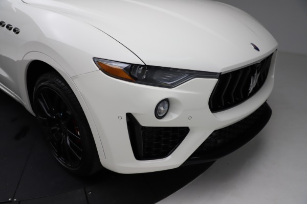 New 2021 Maserati Levante Q4 for sale Sold at Rolls-Royce Motor Cars Greenwich in Greenwich CT 06830 25