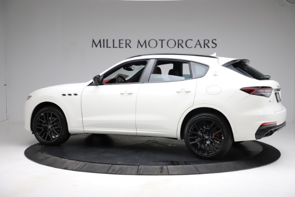 New 2021 Maserati Levante Q4 for sale Sold at Rolls-Royce Motor Cars Greenwich in Greenwich CT 06830 3