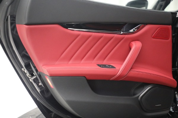 New 2021 Maserati Quattroporte S Q4 for sale $119,589 at Rolls-Royce Motor Cars Greenwich in Greenwich CT 06830 26