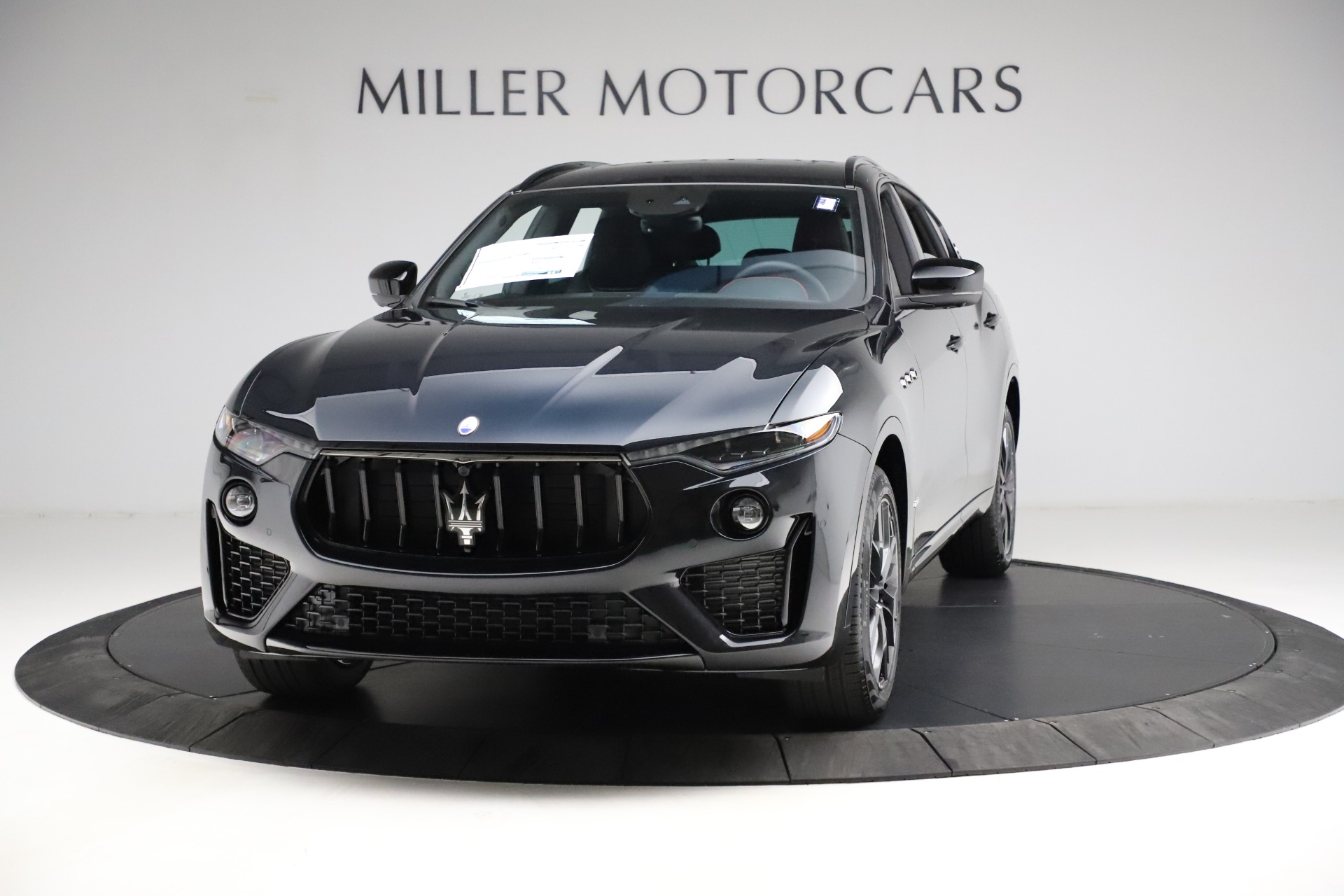 New 2021 Maserati Levante Q4 GranSport for sale Sold at Rolls-Royce Motor Cars Greenwich in Greenwich CT 06830 1