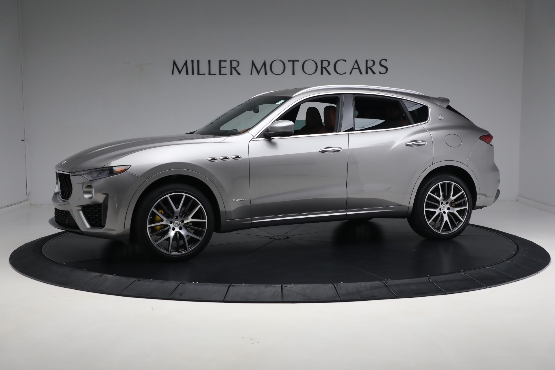 New 2021 Maserati Levante Q4 GranSport for sale Sold at Rolls-Royce Motor Cars Greenwich in Greenwich CT 06830 1