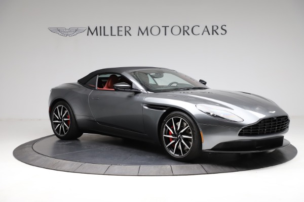 Used 2019 Aston Martin DB11 Volante for sale $211,990 at Rolls-Royce Motor Cars Greenwich in Greenwich CT 06830 27