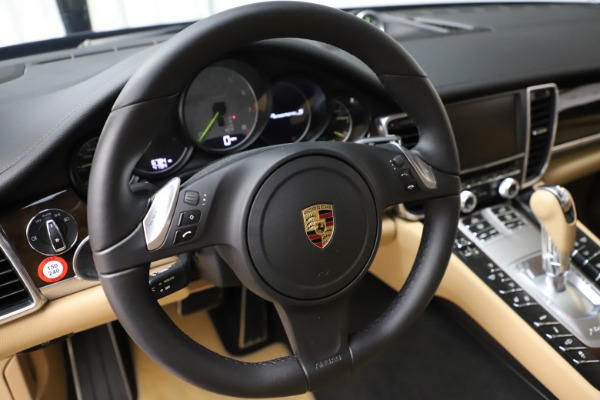 Used 2016 Porsche Panamera S E-Hybrid for sale Sold at Rolls-Royce Motor Cars Greenwich in Greenwich CT 06830 17