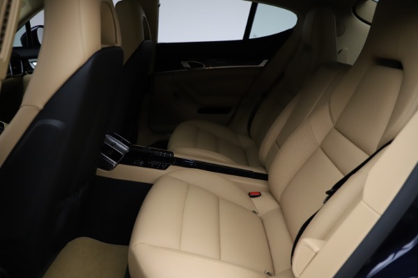Used 2016 Porsche Panamera S E-Hybrid for sale Sold at Rolls-Royce Motor Cars Greenwich in Greenwich CT 06830 19