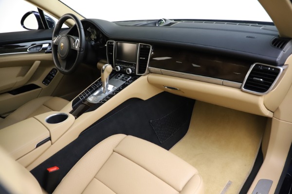 Used 2016 Porsche Panamera S E-Hybrid for sale Sold at Rolls-Royce Motor Cars Greenwich in Greenwich CT 06830 22