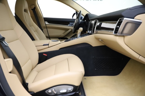Used 2016 Porsche Panamera S E-Hybrid for sale Sold at Rolls-Royce Motor Cars Greenwich in Greenwich CT 06830 23