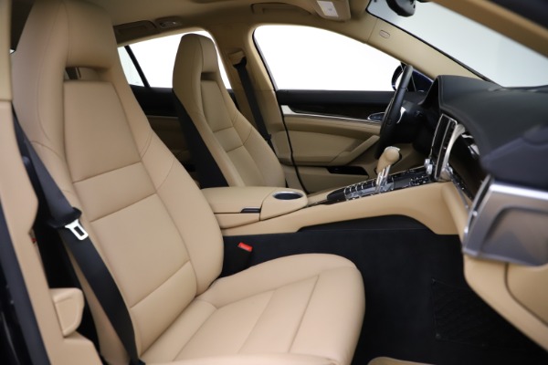 Used 2016 Porsche Panamera S E-Hybrid for sale Sold at Rolls-Royce Motor Cars Greenwich in Greenwich CT 06830 24