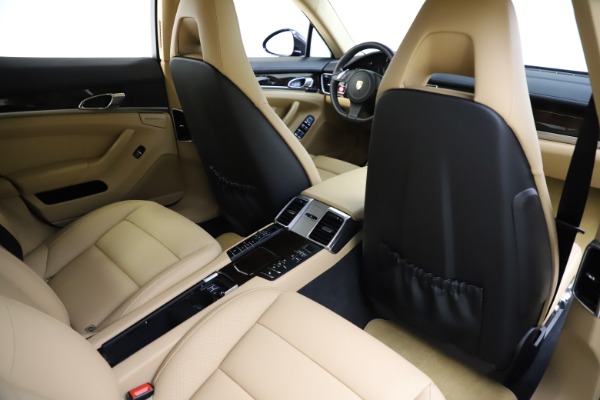 Used 2016 Porsche Panamera S E-Hybrid for sale Sold at Rolls-Royce Motor Cars Greenwich in Greenwich CT 06830 25